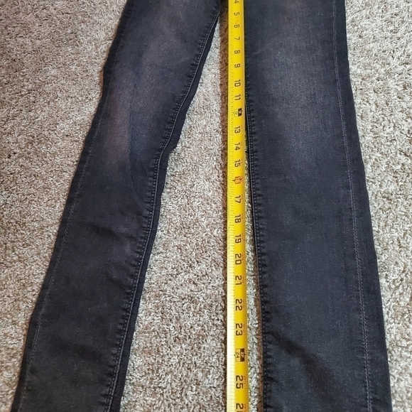 DIVIDED Super Skinny Regular Waist Black Jeans - Picture 3 of 8